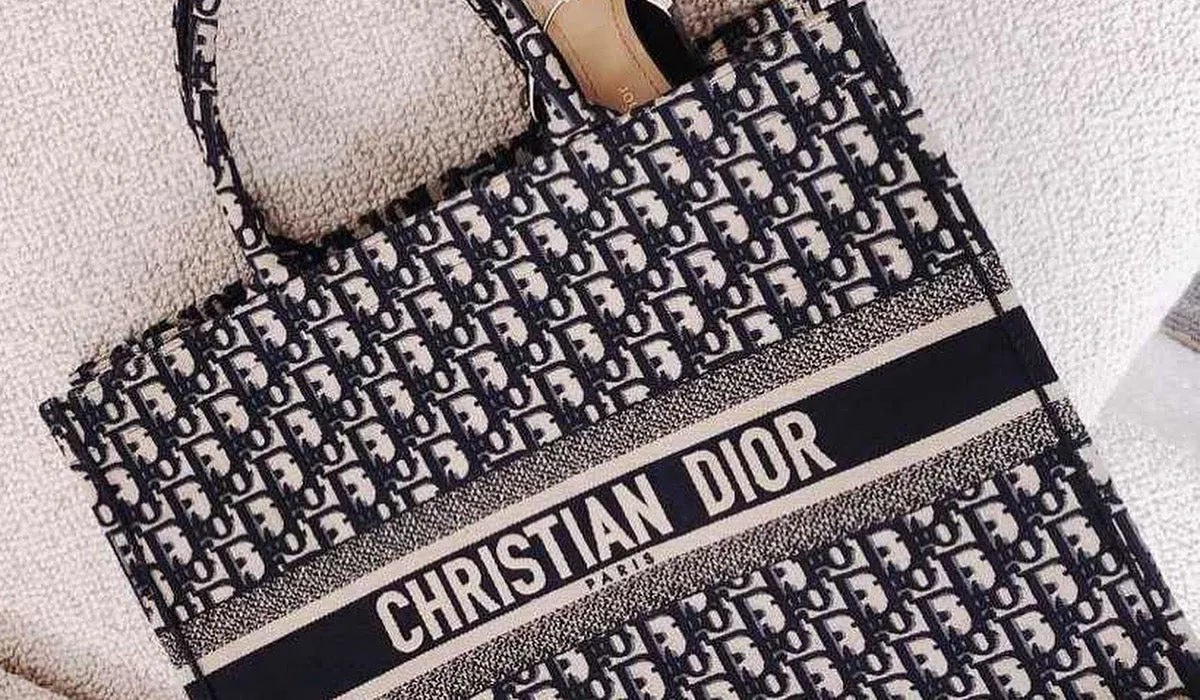 Dior Book Tote - Oblique Navy